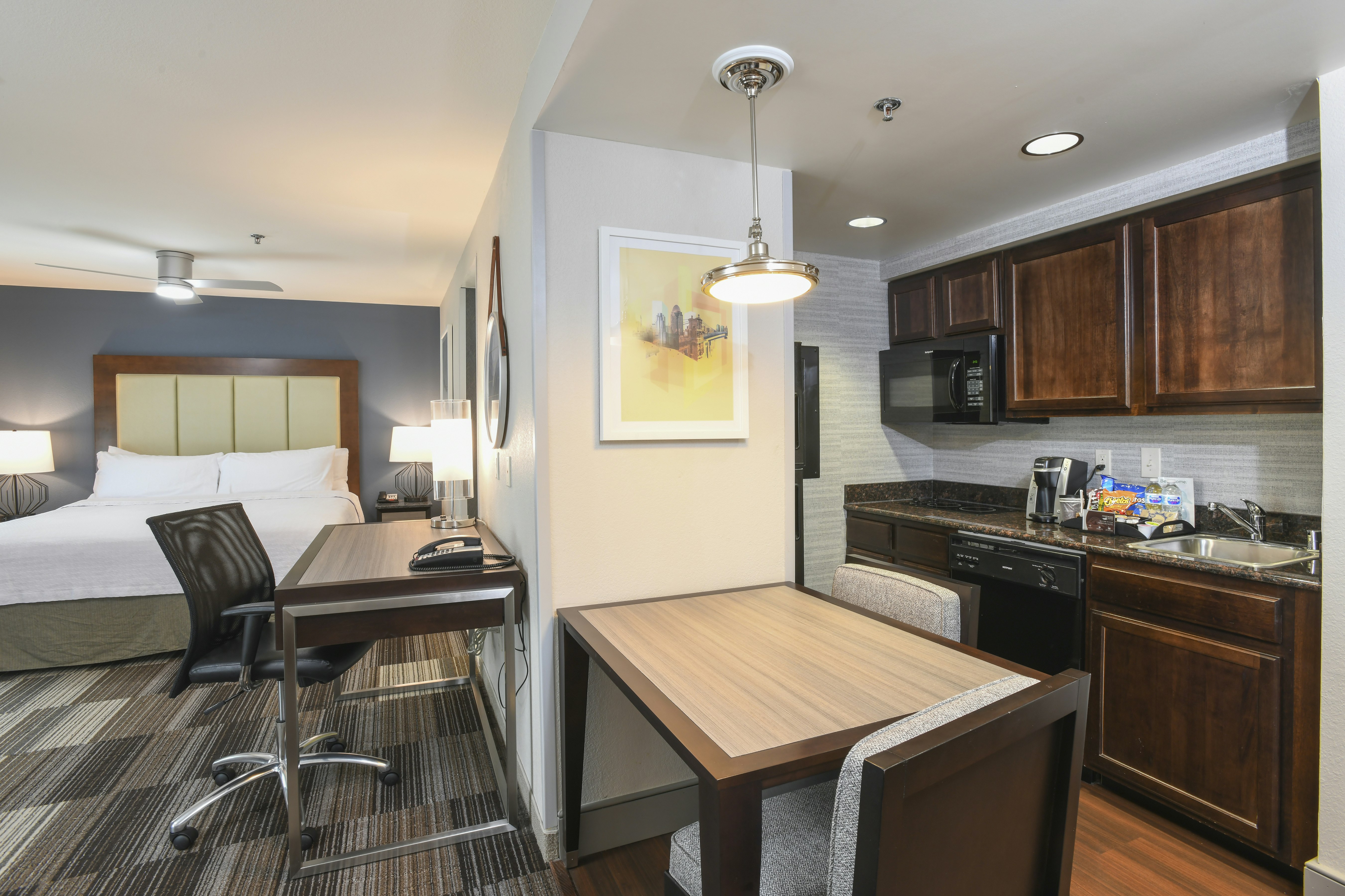 Homewood Suites by Hilton Cincinnati Airport South Florence 12/60