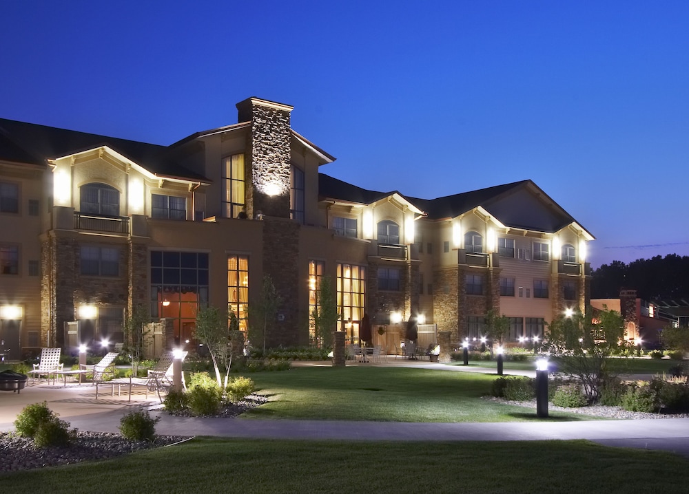 Clubhouse Hotel Suites Sioux Falls 6/67