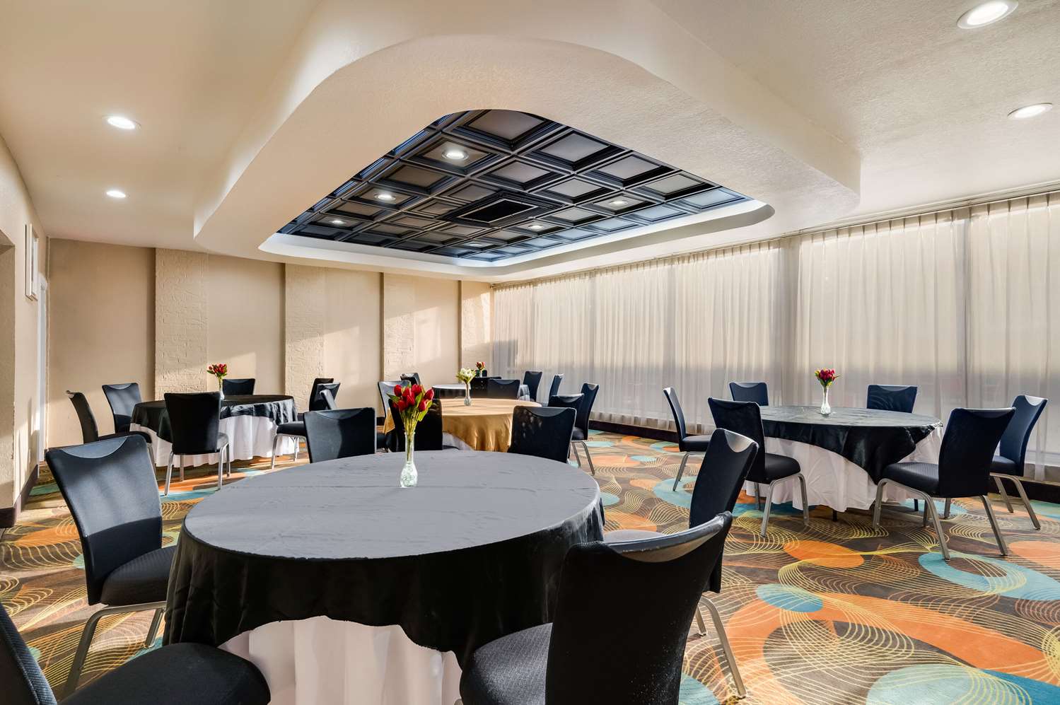 Clarion Inn & Suites Russellville I-40 14/20