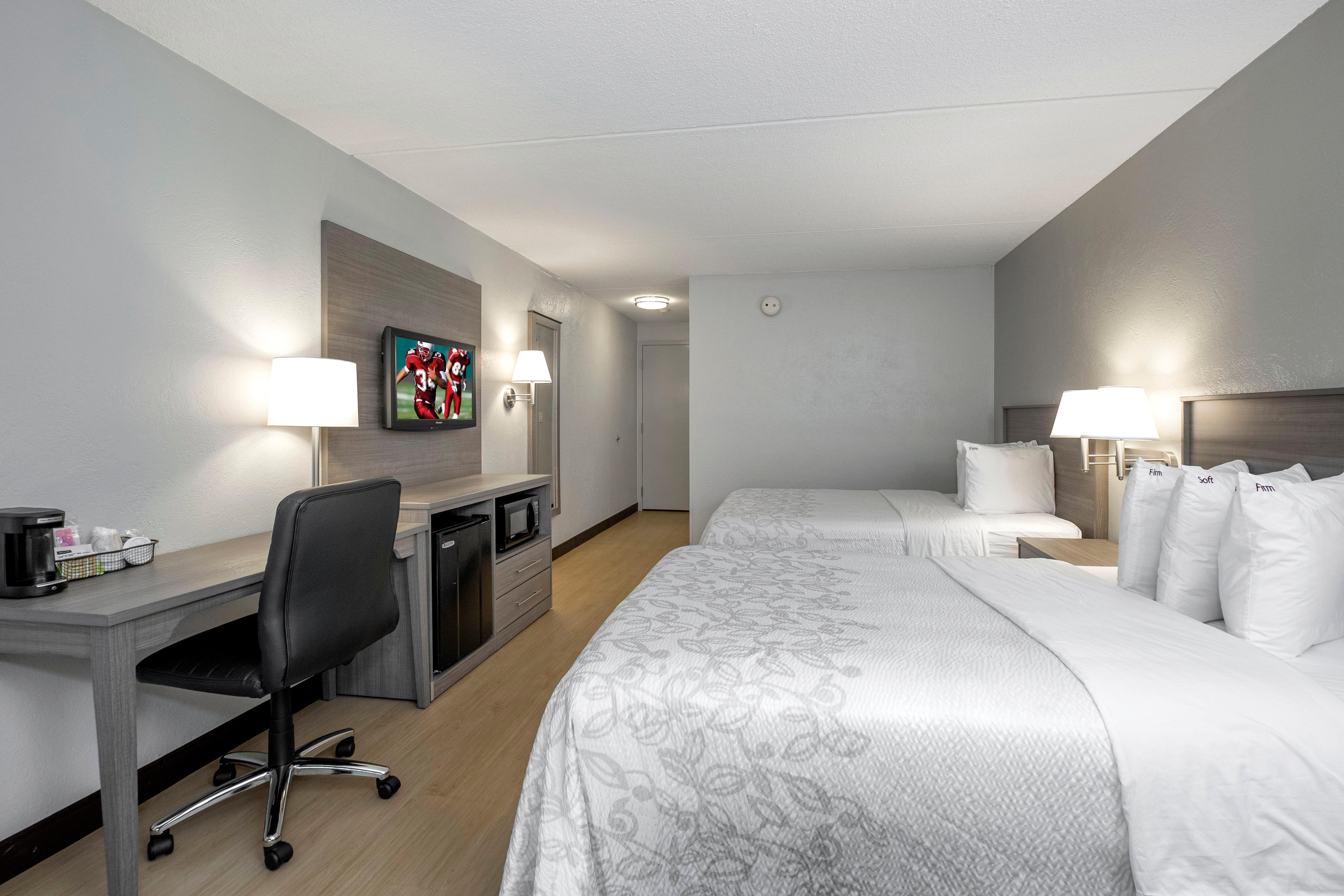 Deluxe, 2 Beds 2/5