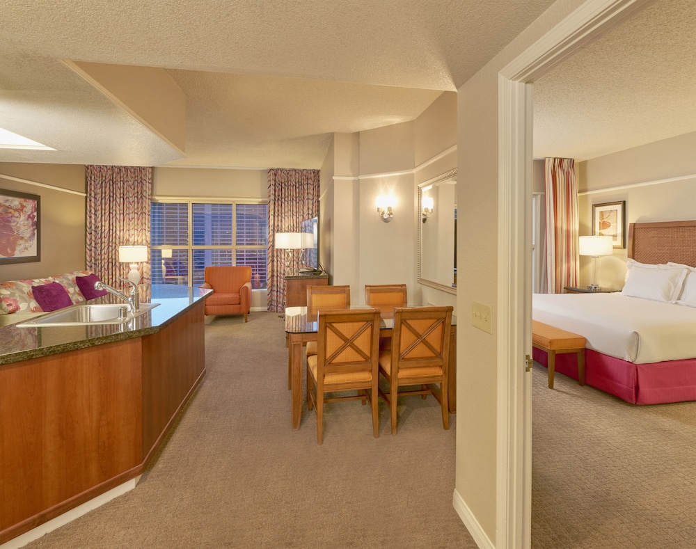 Hilton Grand Vacations Club Flamingo Las Vegas 27/37