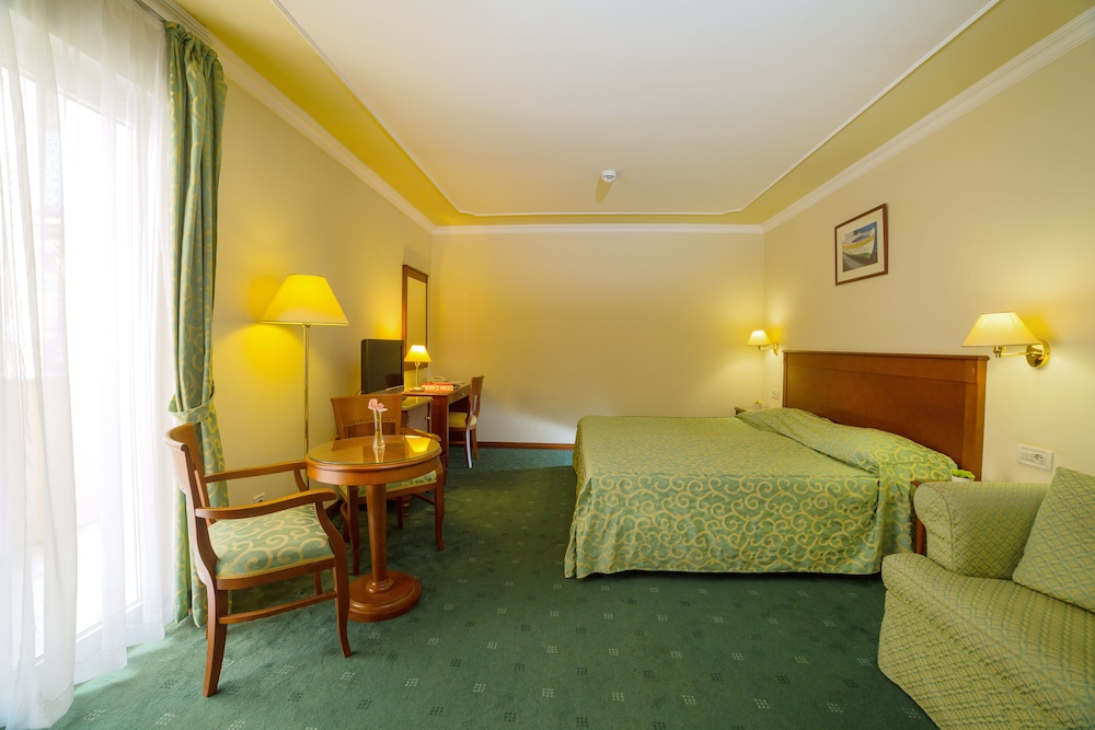 Hotel Gardenija 22/49