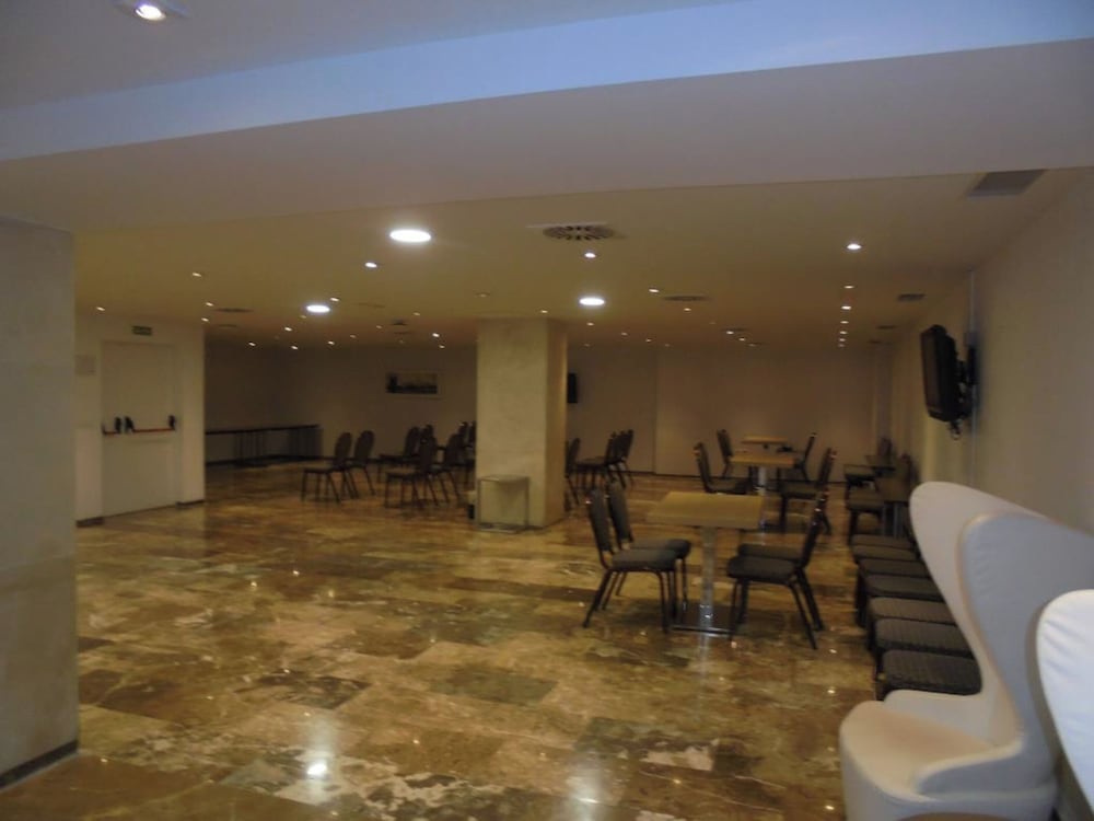 Tryp Cordoba Ex Tryp Los Gallos 33/50