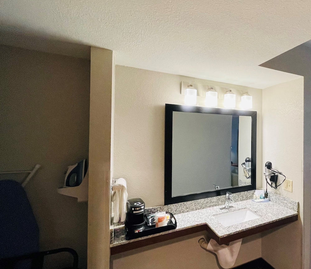 Sleep Inn & Suites Madison West 28/31