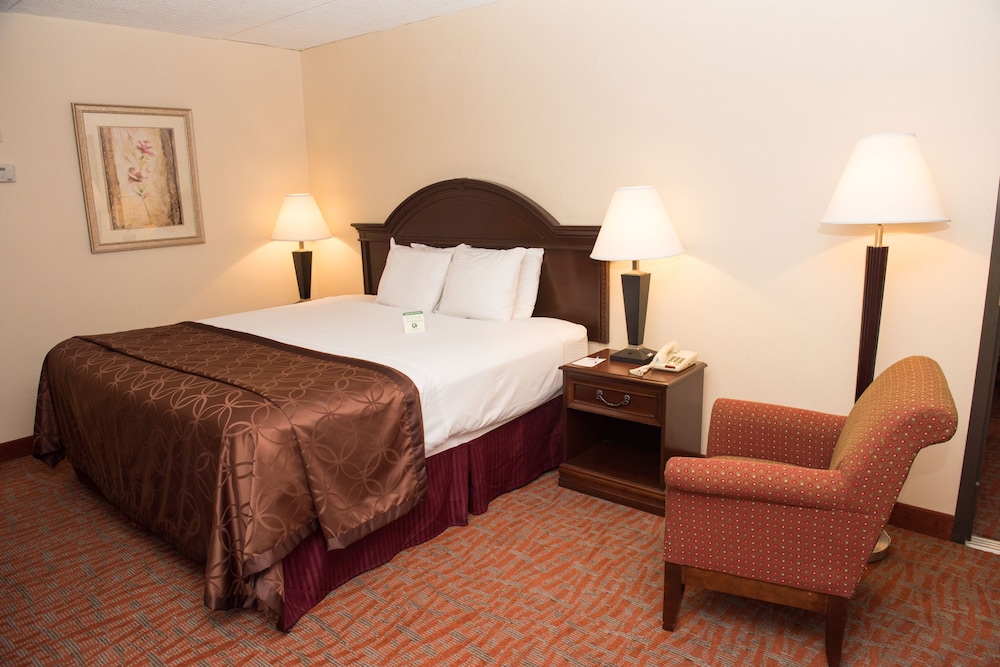 MHO INN and SUITES 29/48