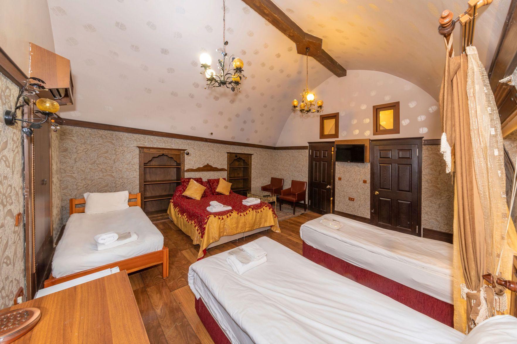 Historical, Suite