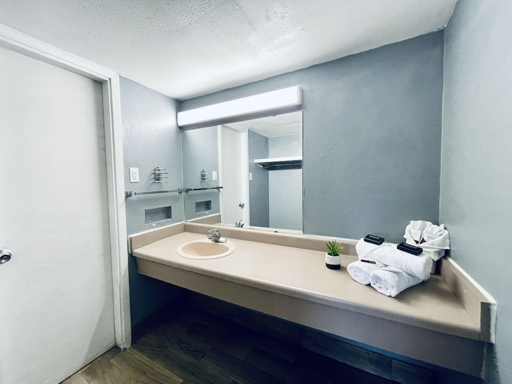 Extended Stay SA 29/30