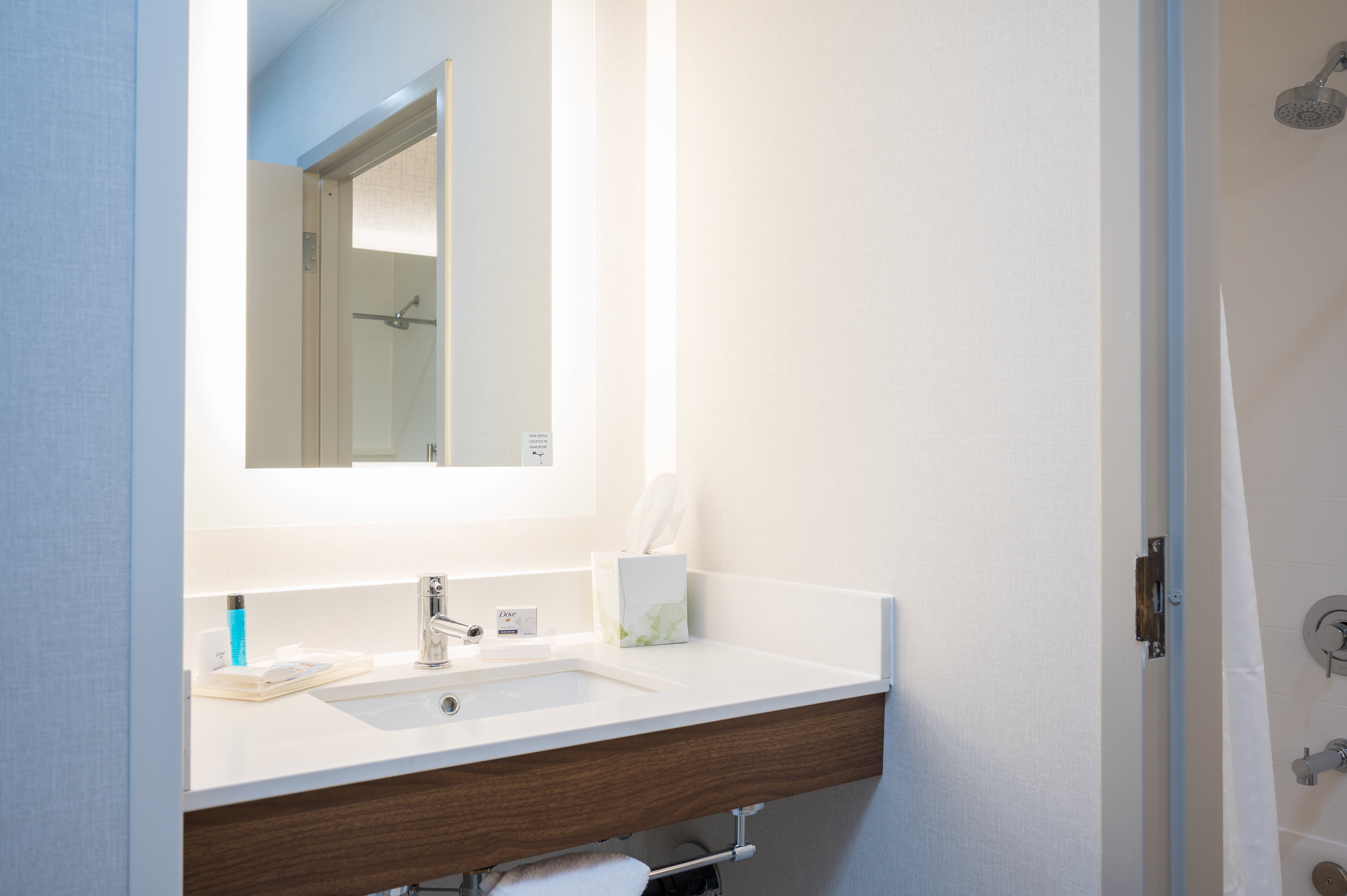 Holiday Inn Express Grover Beach 31/32