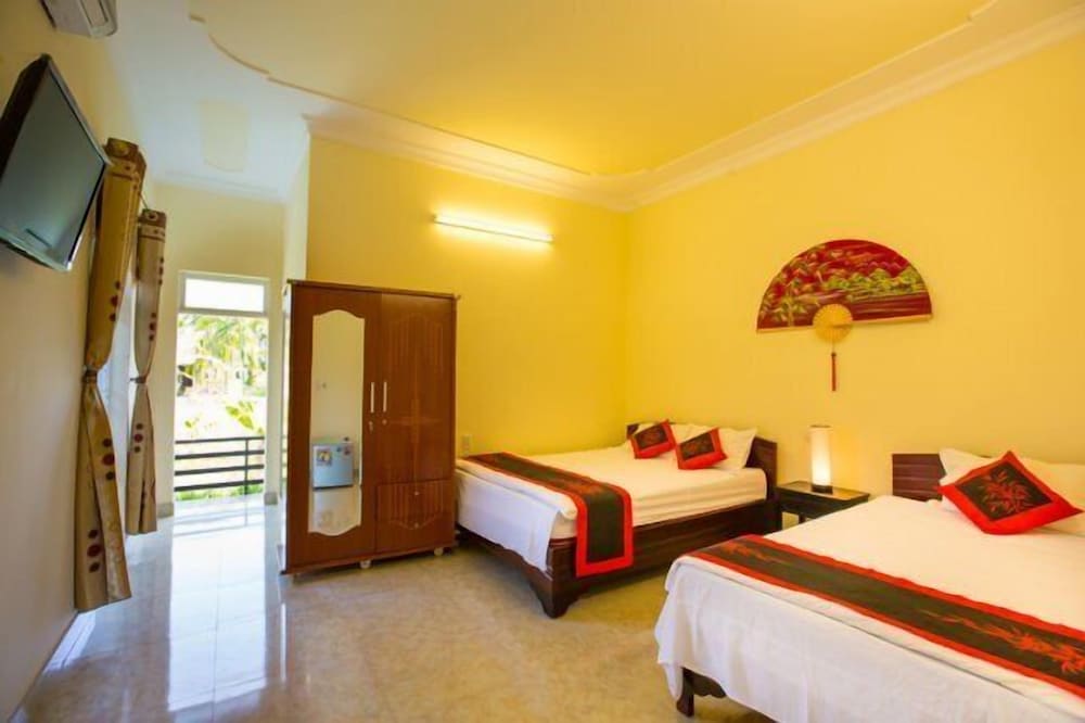 Strawberry Garden Homestay 6/24
