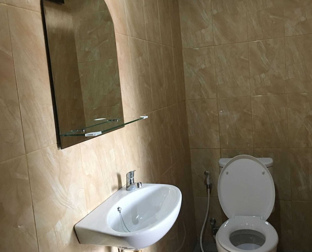 Bulan Bali Hostel 42/45