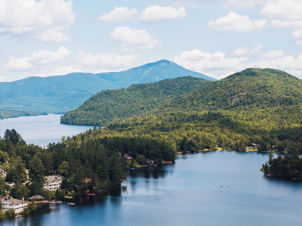 Laurel Lake Placid 39/44