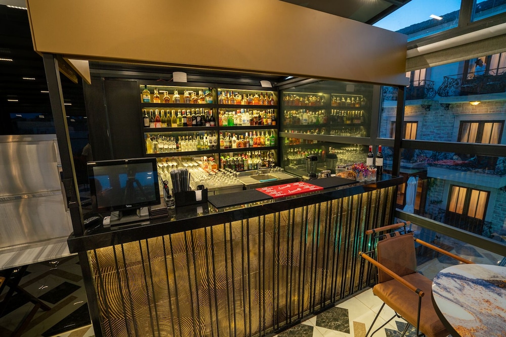 Cunda Baradiel Hotel 44/50