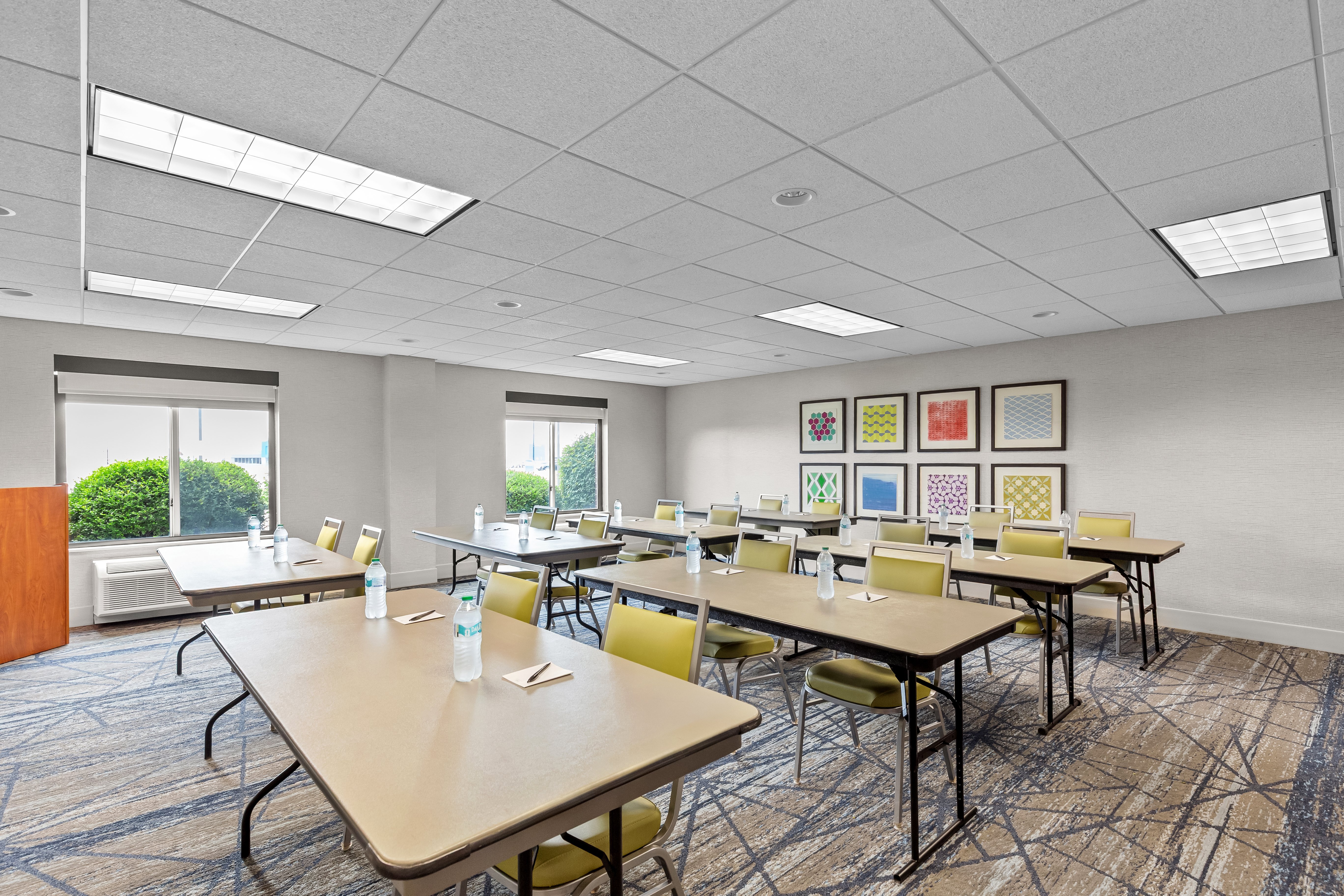 Holiday Inn Express Hotel And Suites Vandalia 66/78