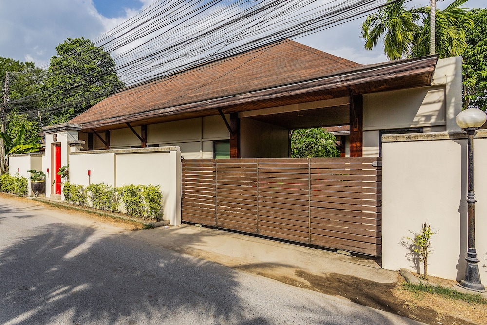 KOKYANG ESTATE BY TROPICLOOK 2/52