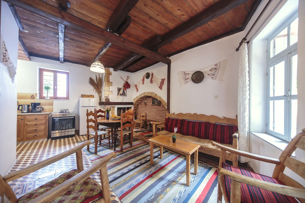 Kasteli Studios &amp; Apartments 30/50