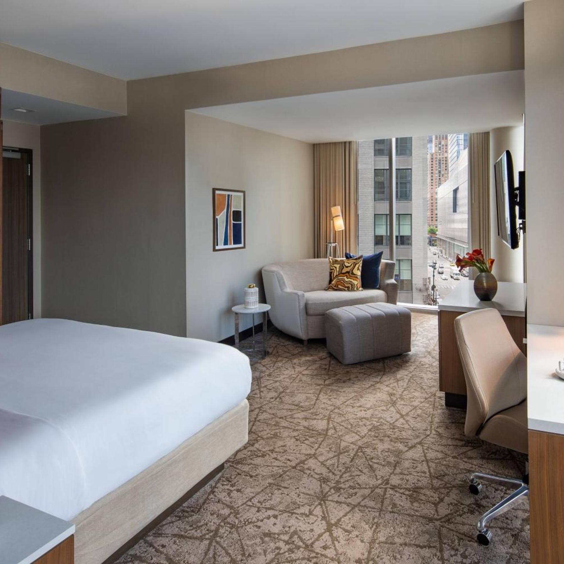 Skyline, Studio, Suite, King Bed, Sofa