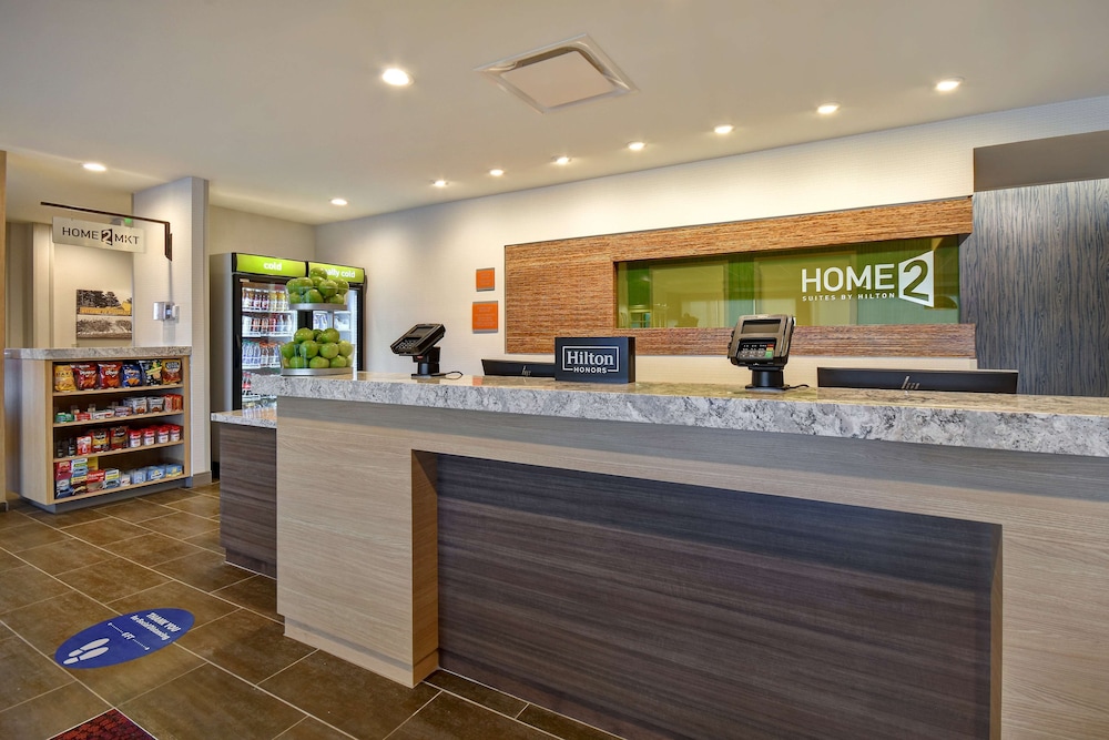 Home2 Suites by Hilton Eau Claire South 7/56