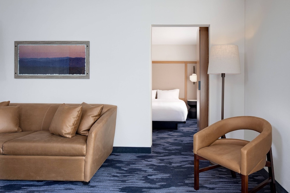 Fairfield Inn & Suites by Marriott Atlantic City Absecon 24/42