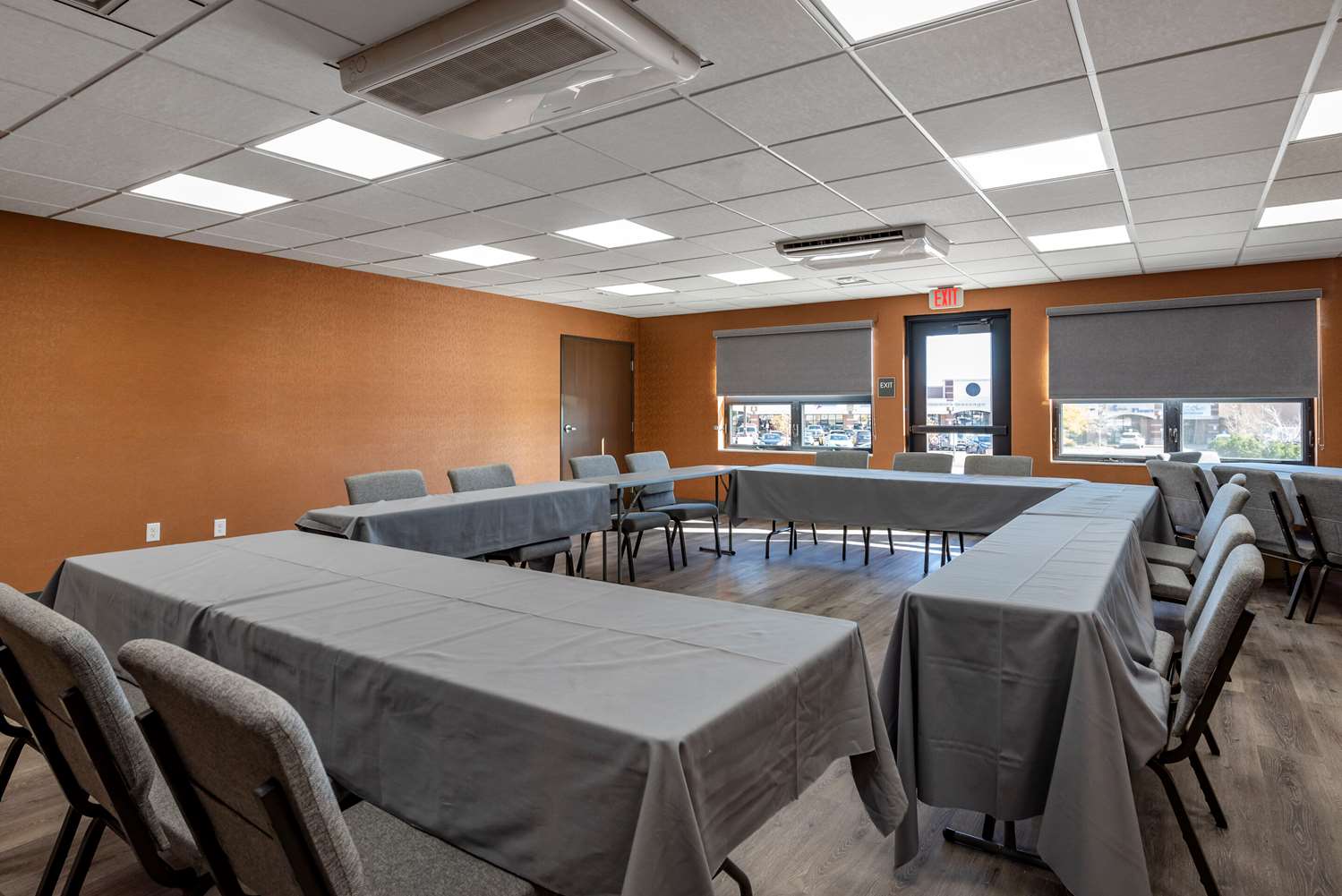 MainStay Suites Colorado Springs East - Medical Center Area 26/29