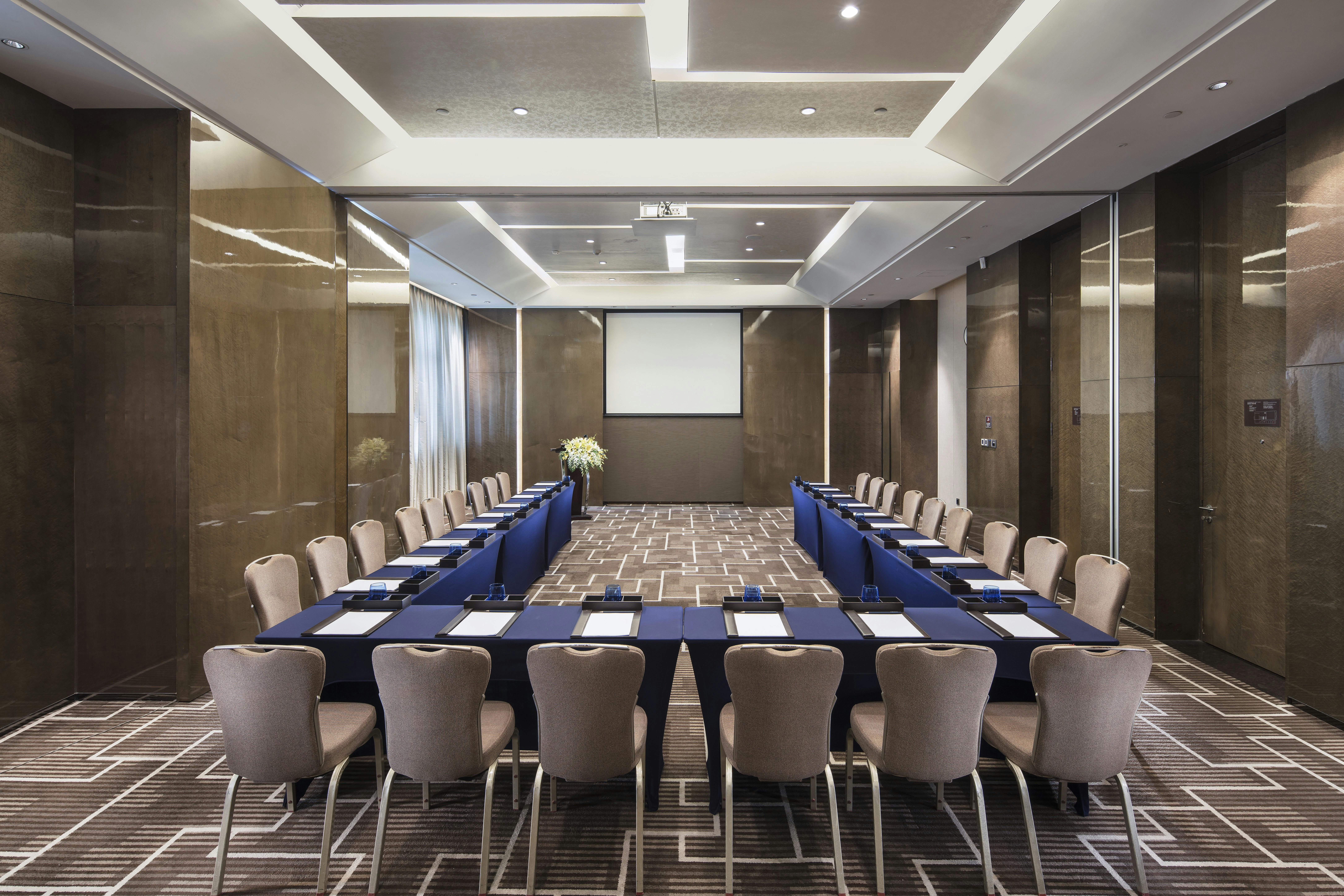 Hilton Guangzhou Tianhe 69/79