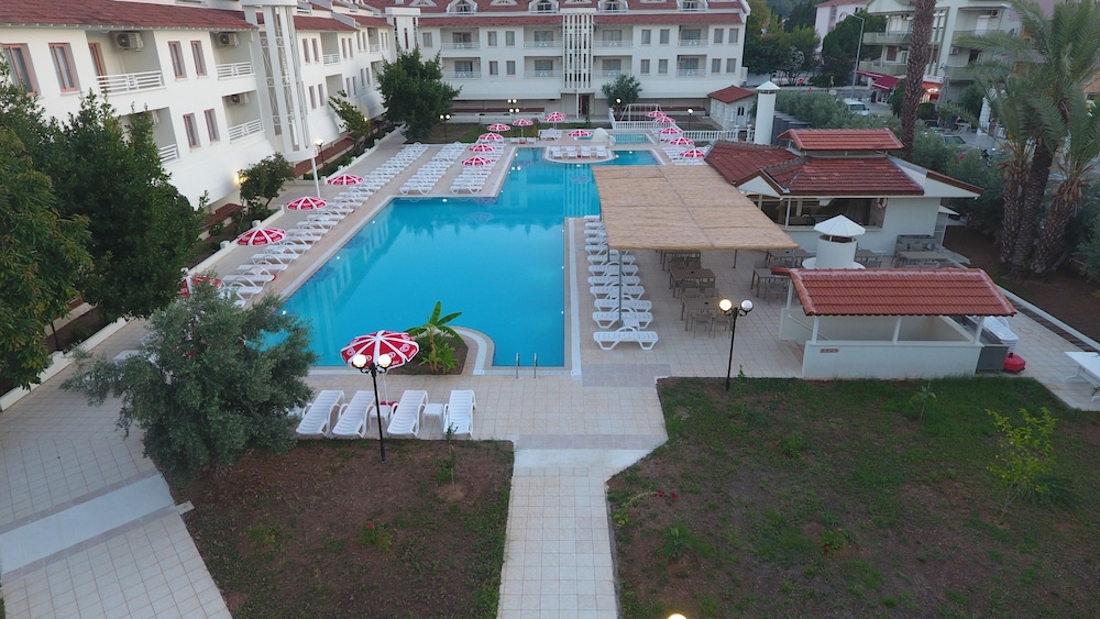 Kocer Club Family Apartments 17/24