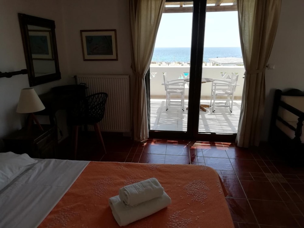 Vina Beach Hotel 5/50