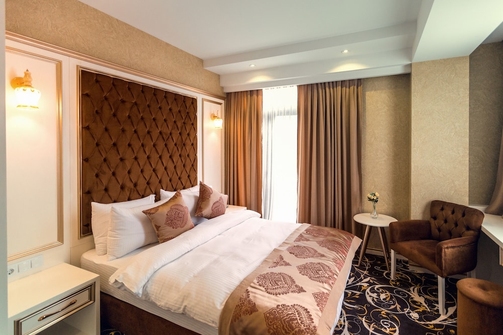 Gold Tbilisi Hotel 15/78