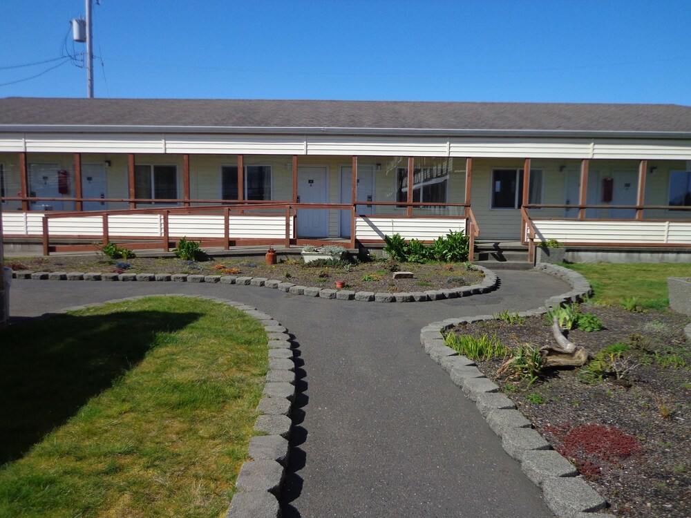 Ocean Shores Inn Suites 47/49