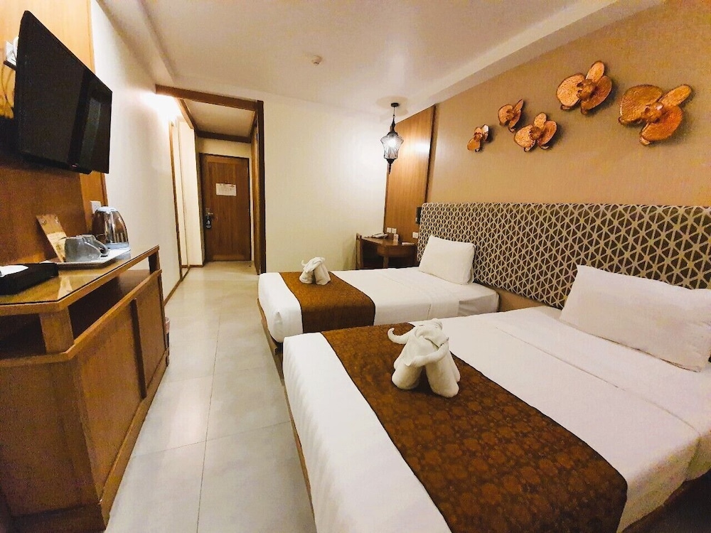 The Signature Hotel @ Thapae 22/50