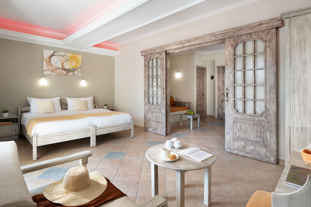 Hotel Sirines 20/50
