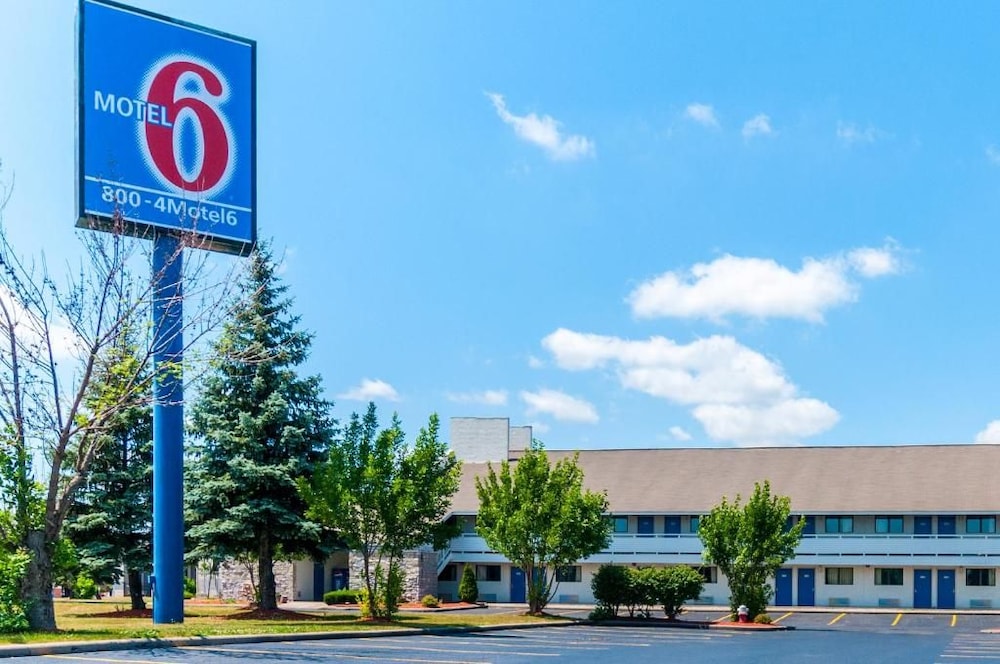 Motel6 Southgate, MI - Detroit 50/60