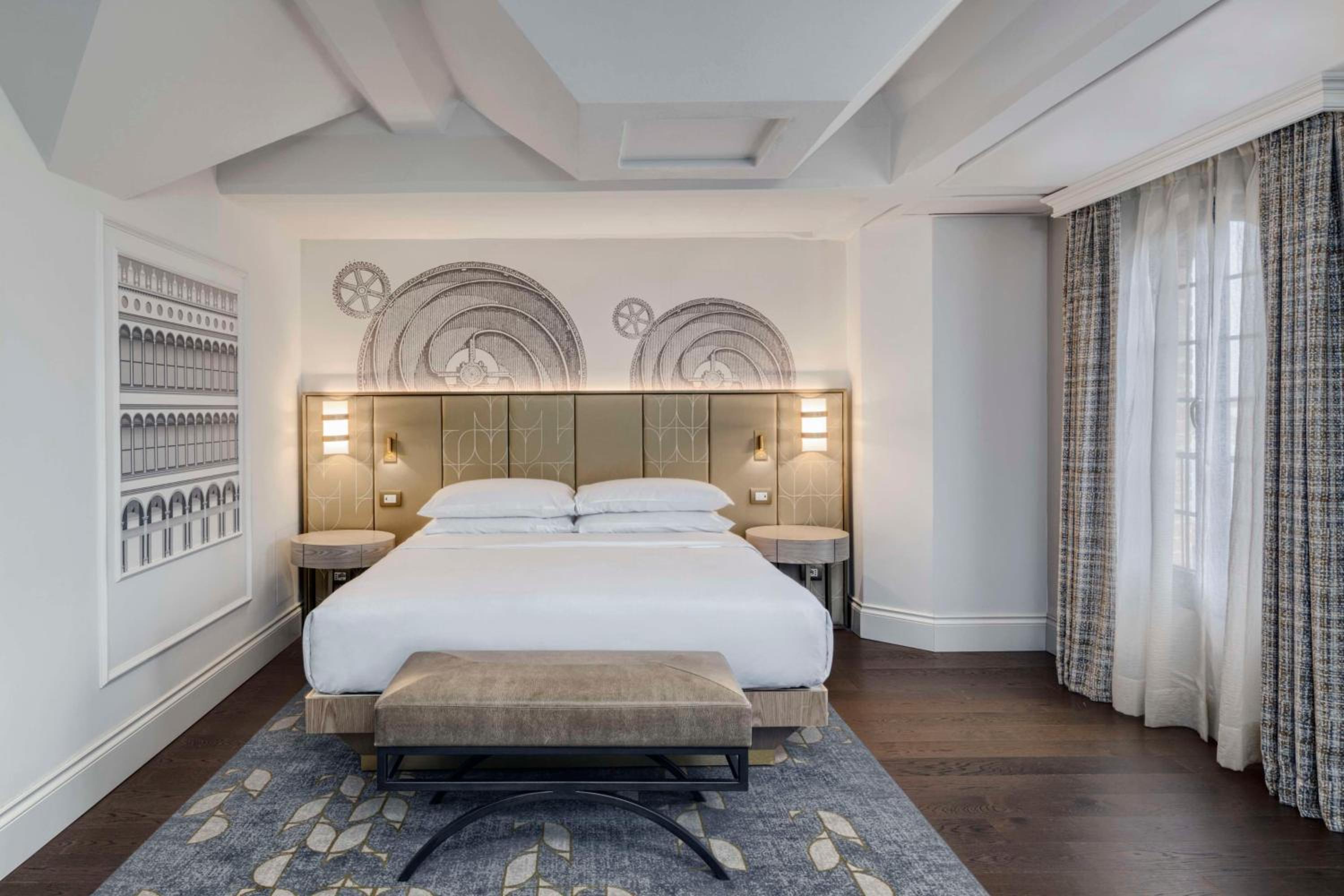 Molino, Deluxe, Family, King Bed