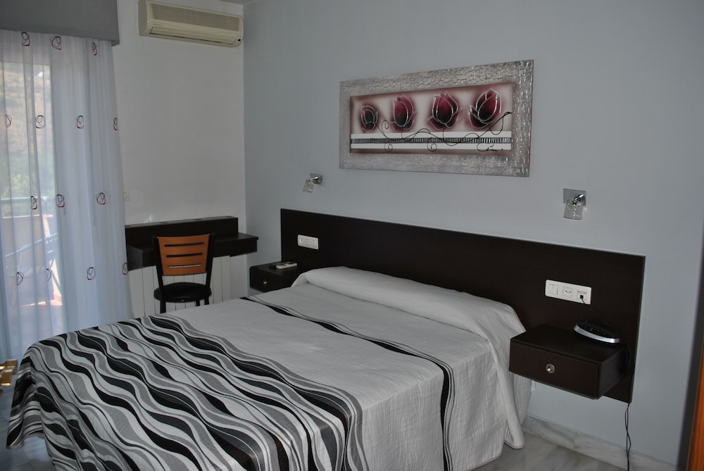 Hotel Albero 3/22