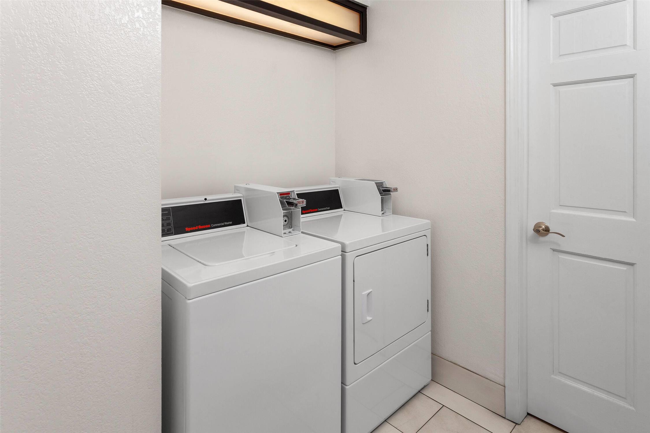 Days Inn & Suites by Wyndham Arlington Heights 36/36