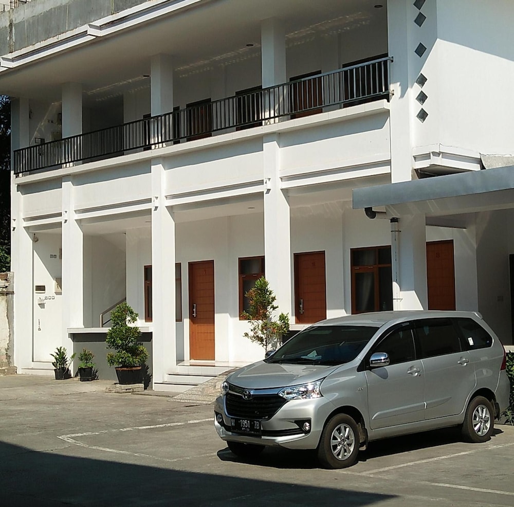 Hotel Netral Jombang 28/34
