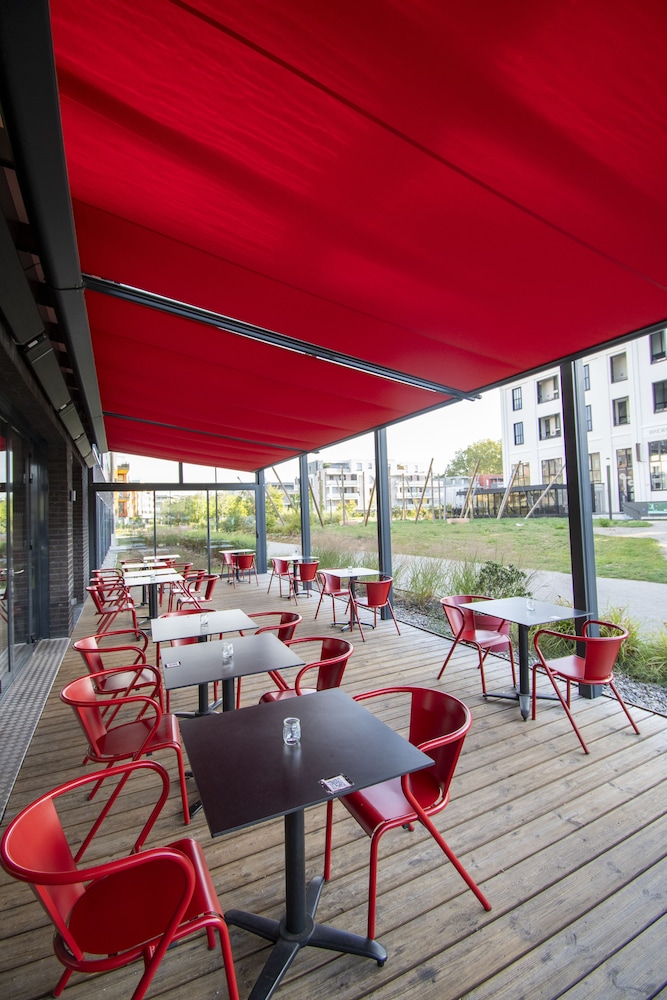 K Hotel 46/49