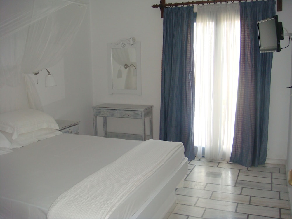 Nissiotiko Hotel 20/62