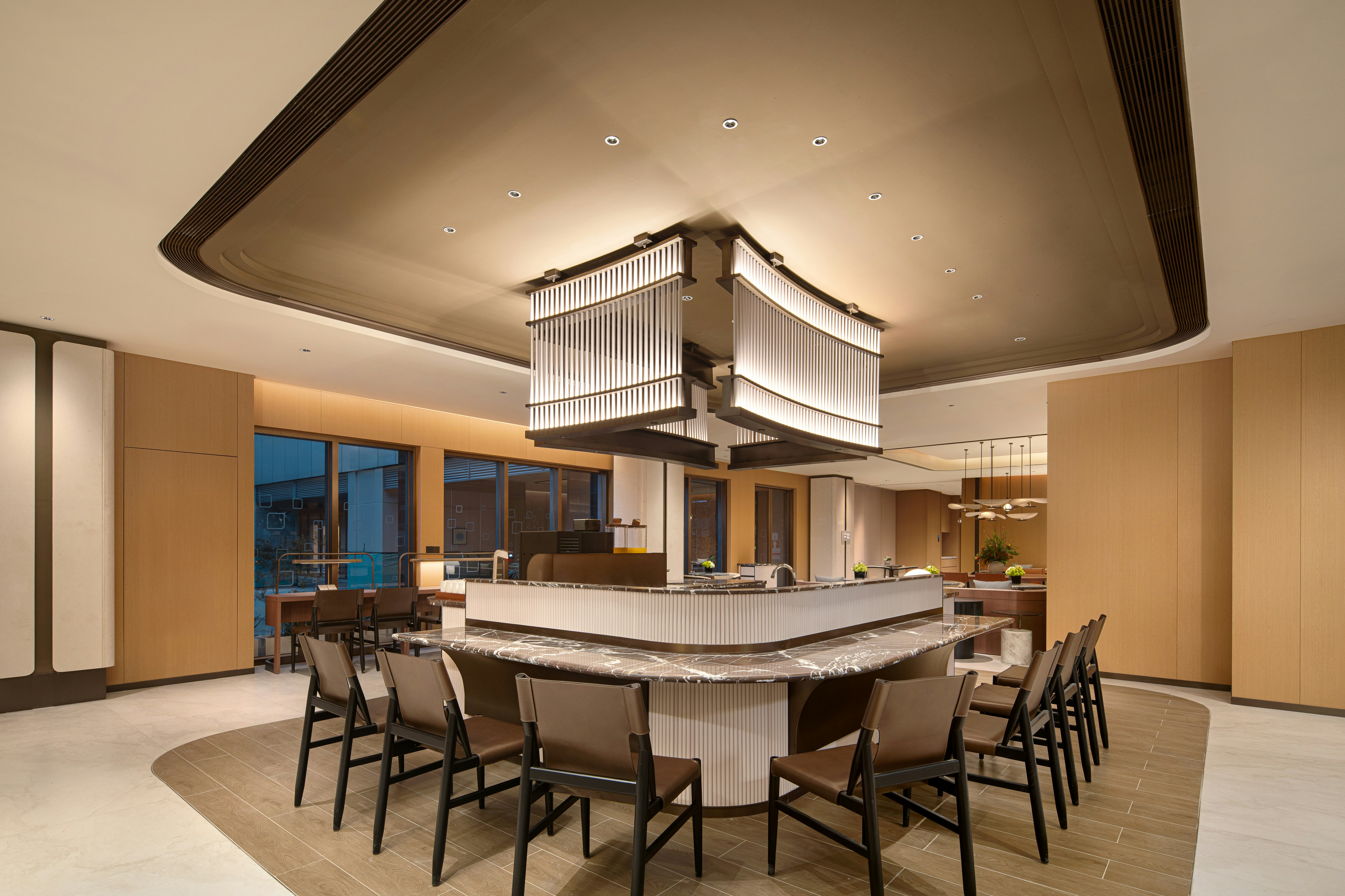Hilton Garden Inn Shenzhen Pingshan Chaoshang Plaza 34/39