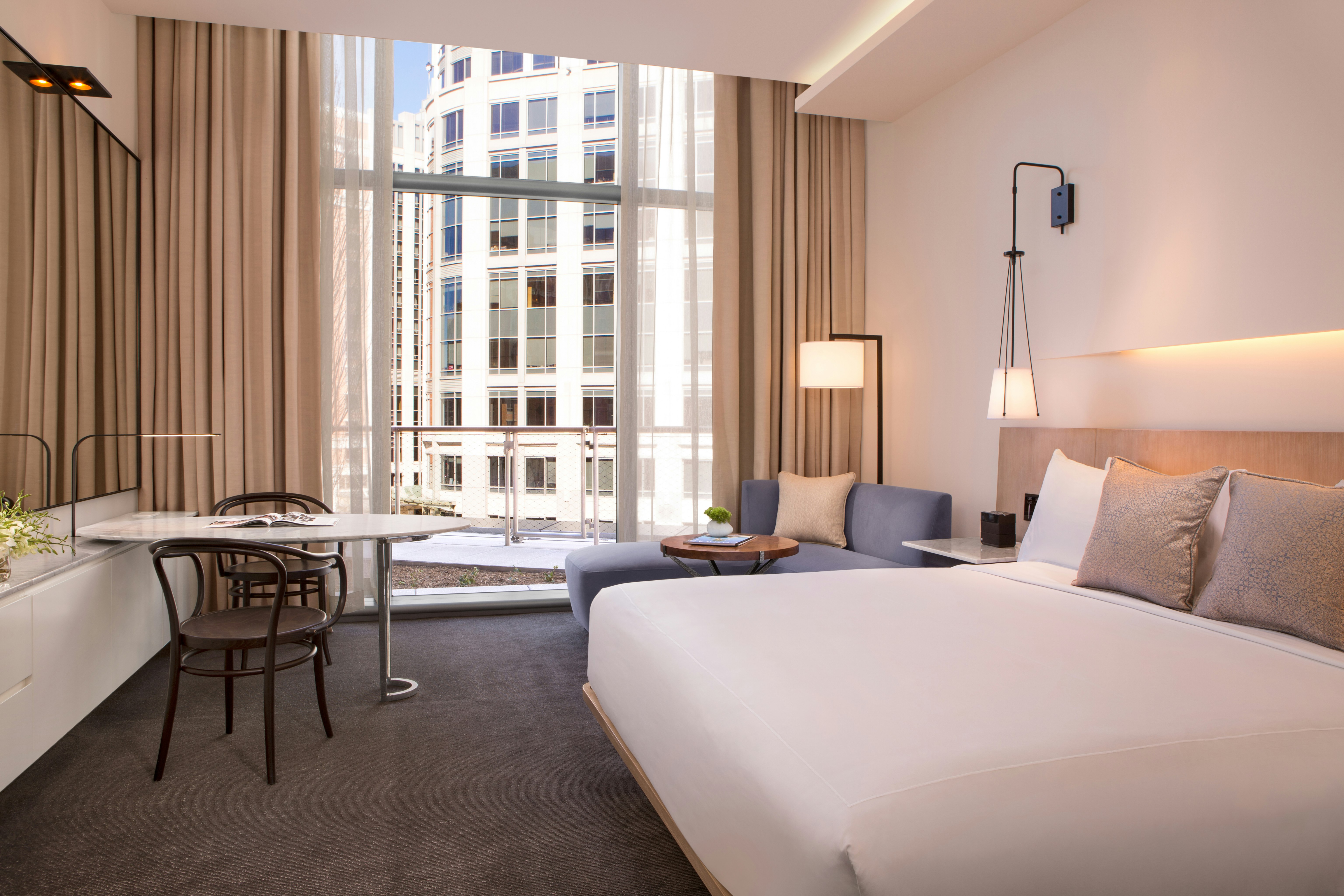Avenue, Suite, King Bed