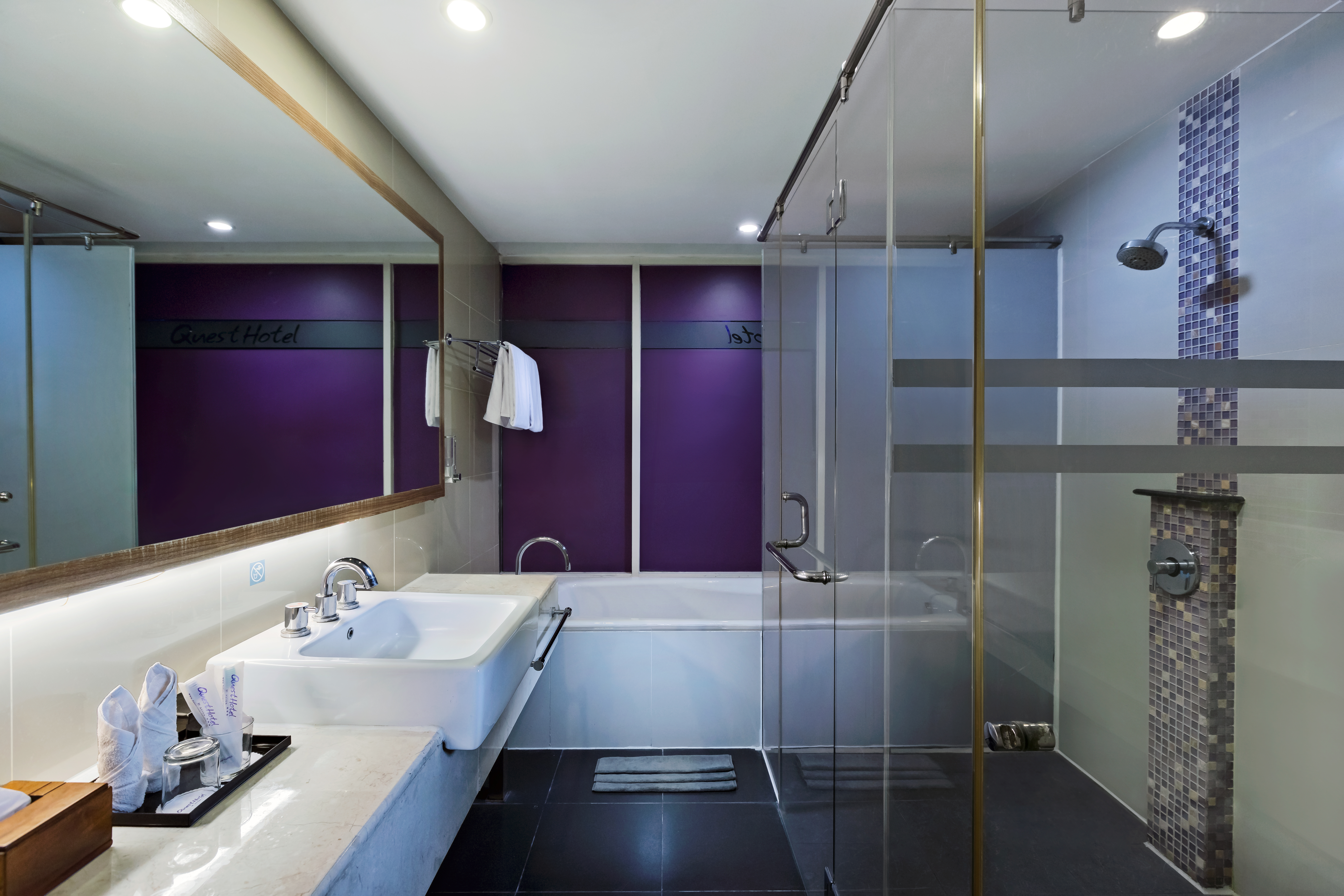 جناح تنفيذي بسرير مزدوج، Quest Hotel Darmo Surabaya 2/2