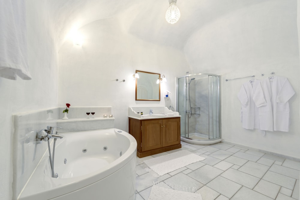 Chelidonia Luxury Suites - Adults Only 43/50