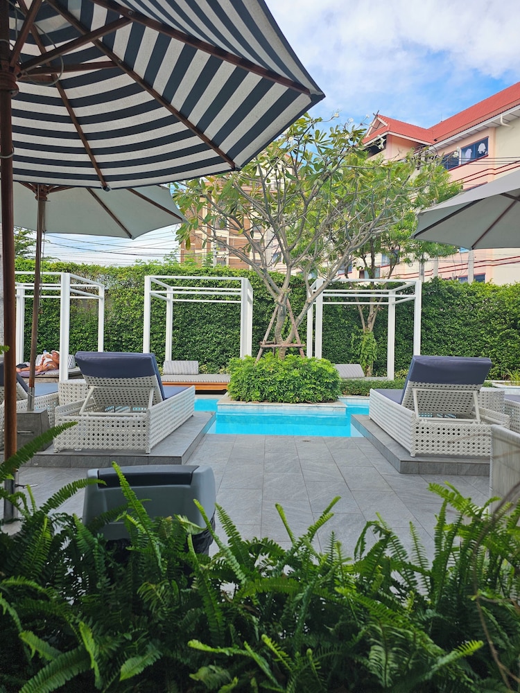 Treevana Club Chiangmai 48/50