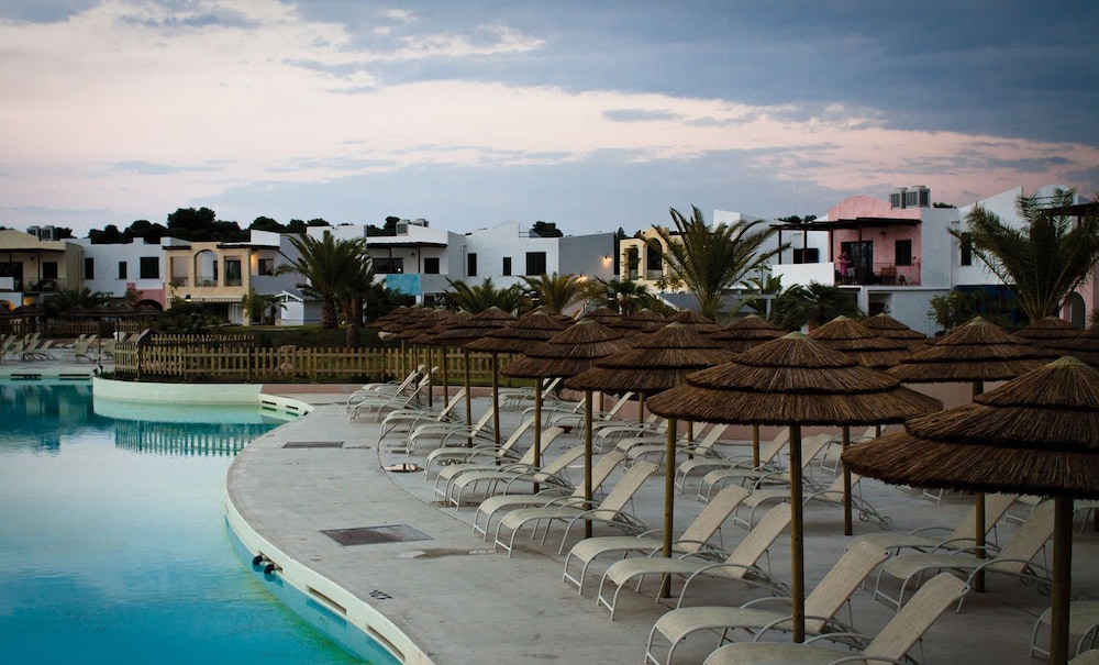 I TURCHESI CLUB VILLAGE 37/39