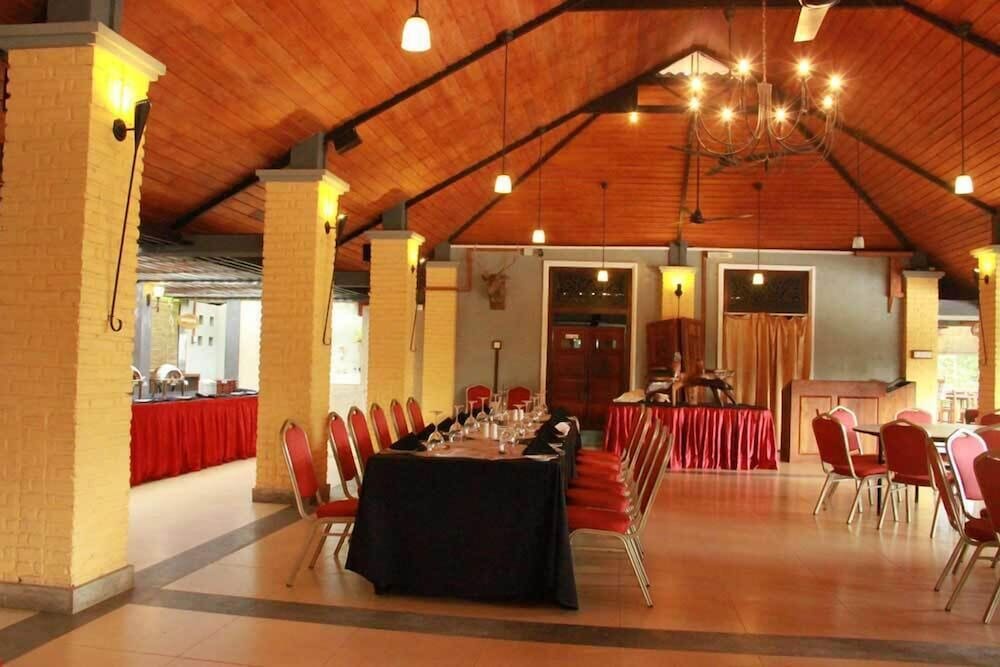 Lake Serenity Boutique Hotel 20/45