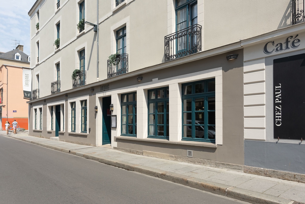 Hotel Lanjuinais 2/71