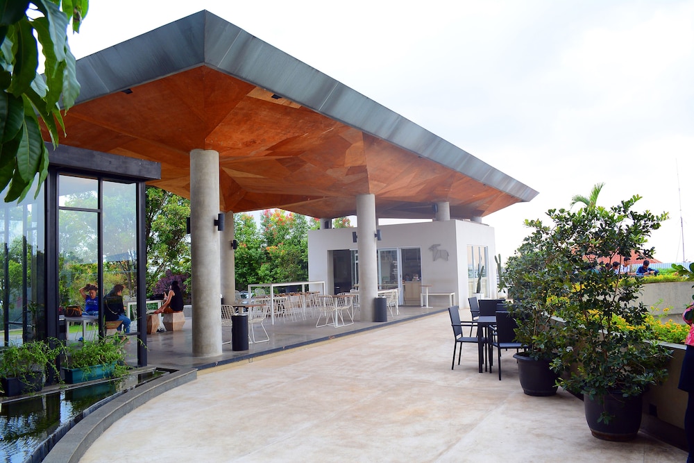Clove Garden Hotel & Residence 3/58