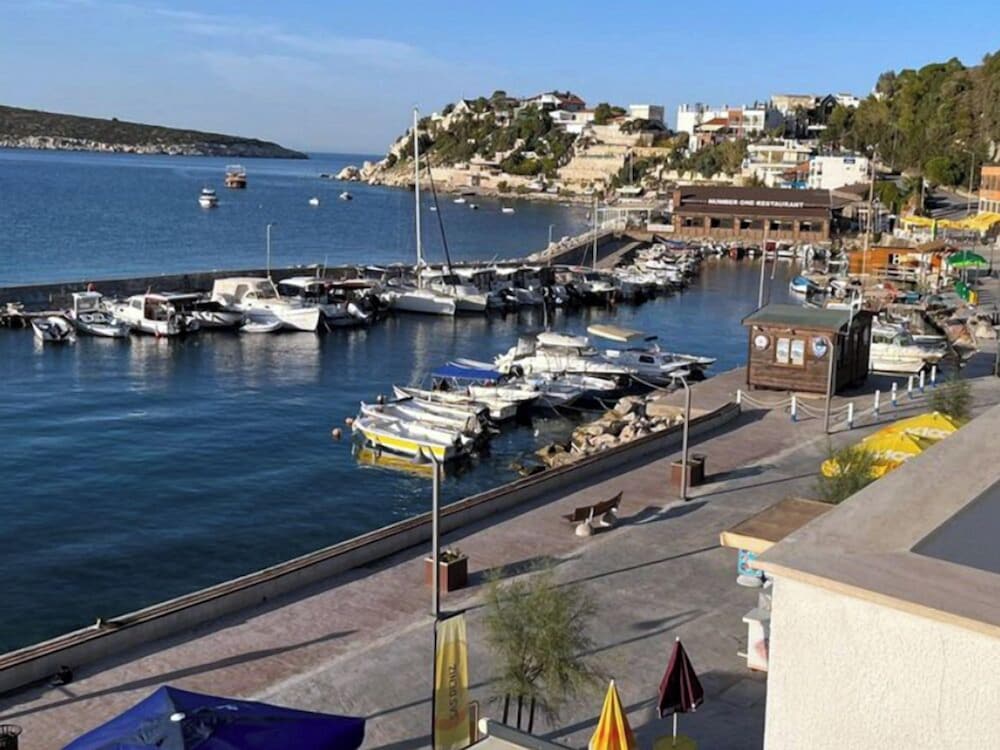 Rota Otel Karaburun 22/34