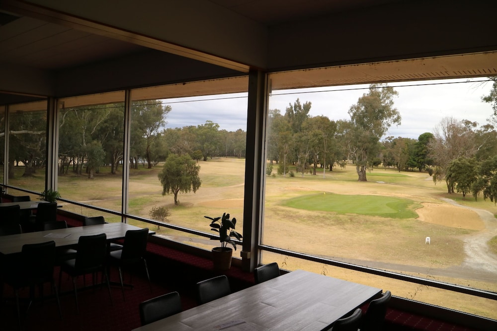 Corowa Golf Club Motel 10/32