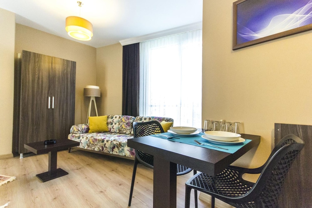 Bossuite Hotel Maltepe 43/50