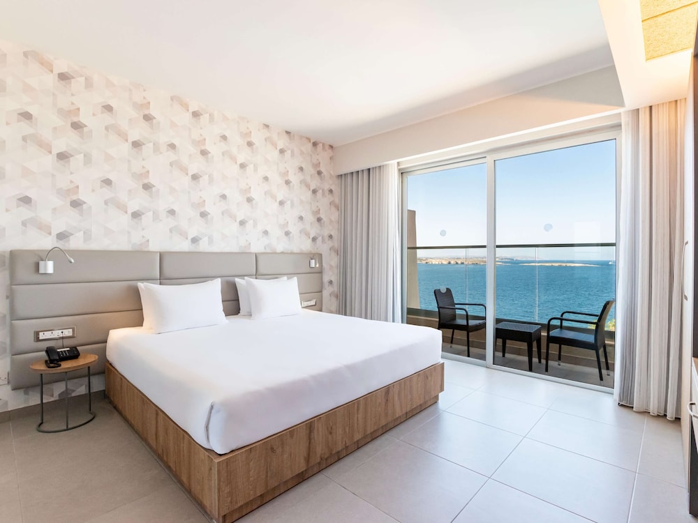 Room at DoubleTree by Hilton Malta, ST. PAULS BAY